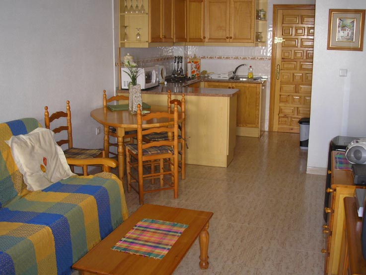Rental La Florida - Large Picture - Lounge and Kitchen
